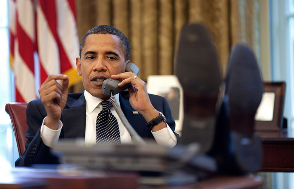 Barack Obama on phone with Benjamin Netanyahu 2009 06 08