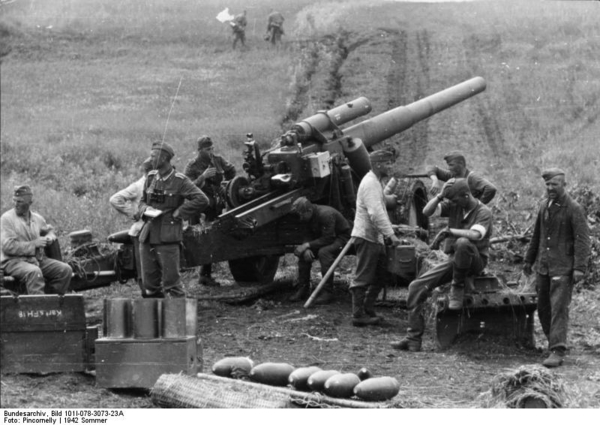 Bundesarchiv Bild 101I 078 3073 23A  Russland  Kursk  Artillerie