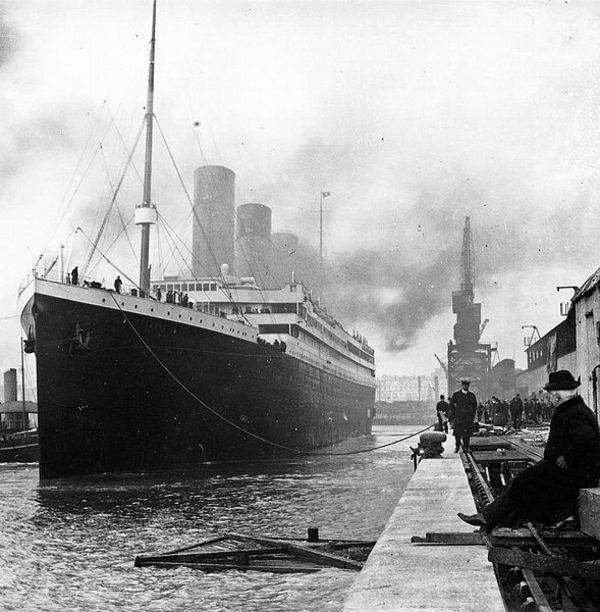 589px Titanic